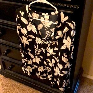 A new day size XL blouse